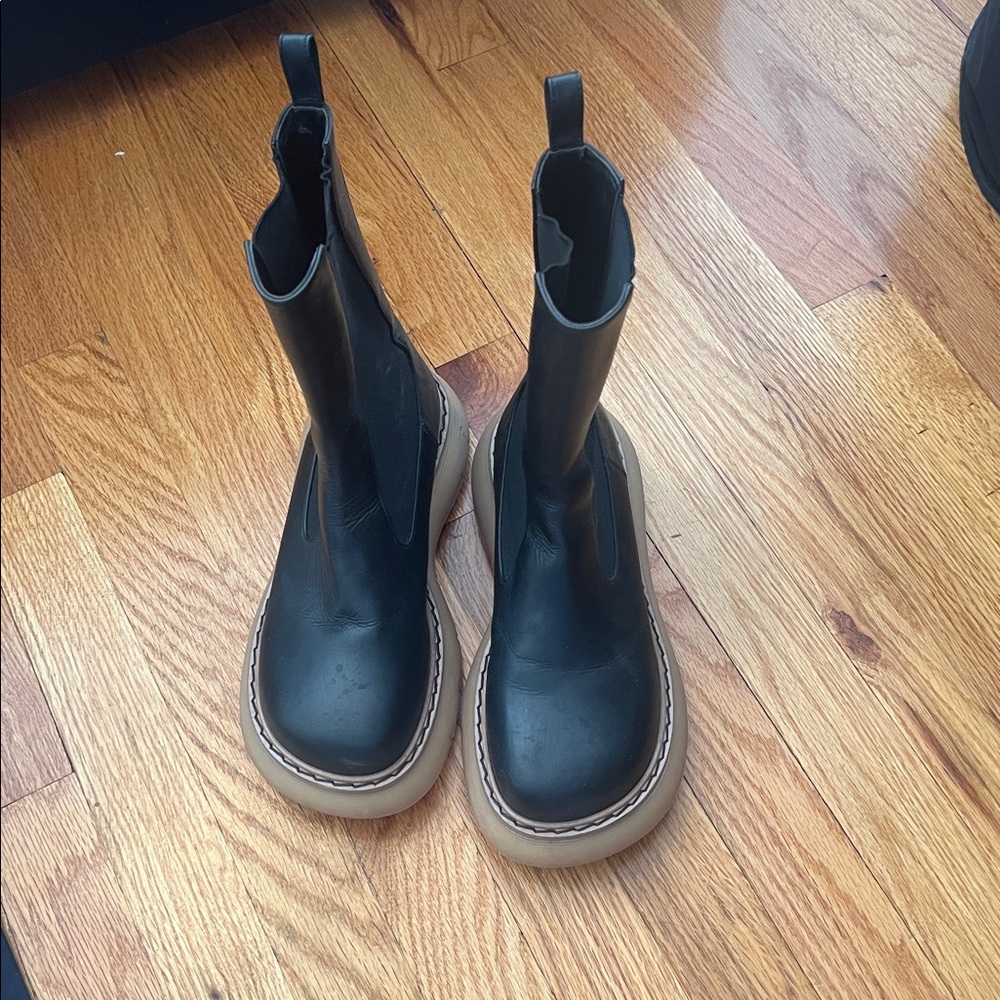 Khaite Bleecker Boots